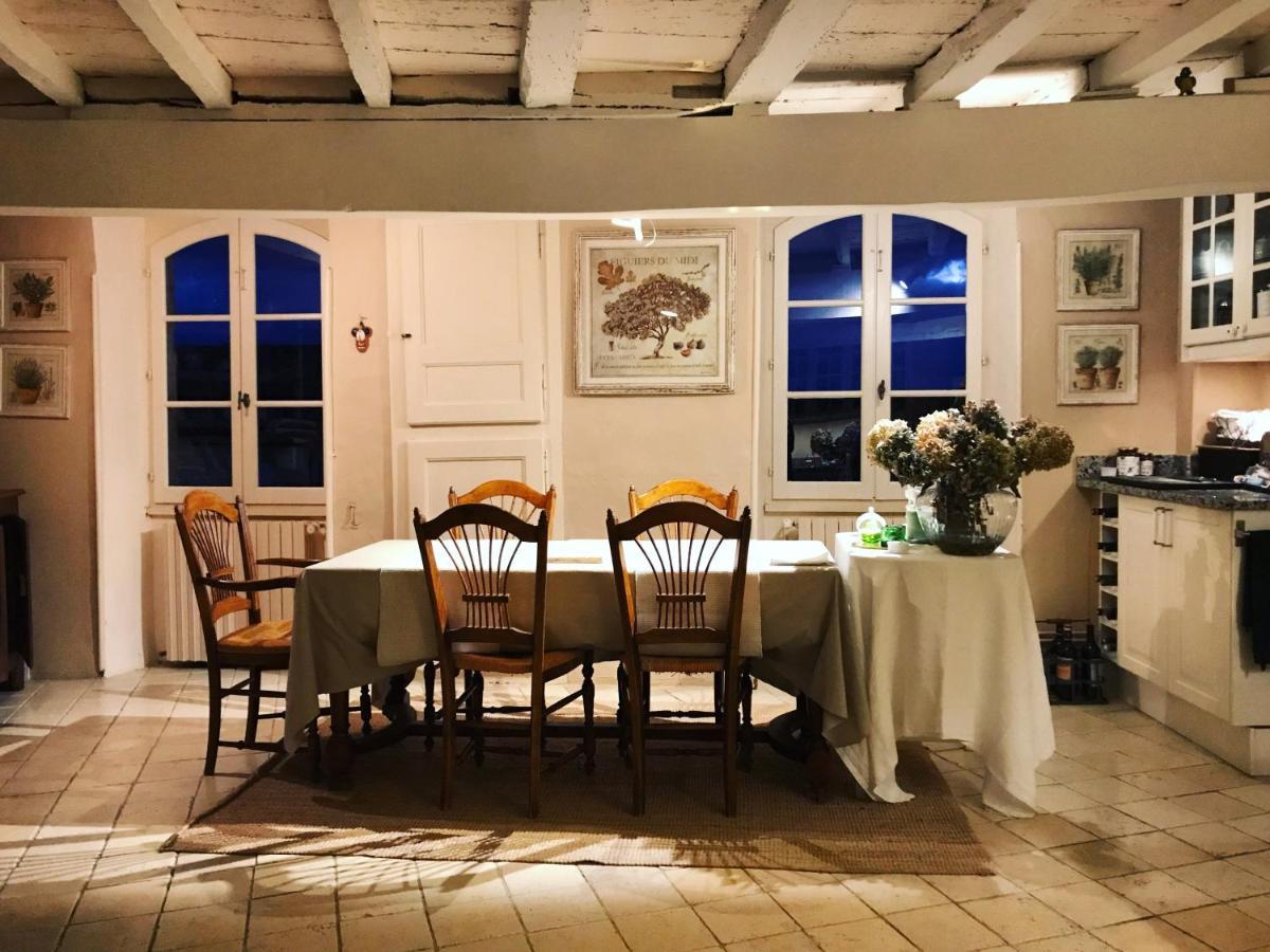 B&B La Commanderie De Lachapelle Lachapelle  ภายนอก รูปภาพ